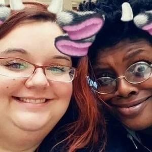 Meet your Posher, Kelli